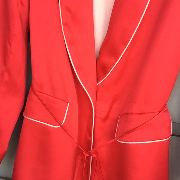 NWOT VS CLASSIC SATIN ROBE/LOUNGING JACKET/LIPSTICK RED/LINED BELTED W/TASSELS - Picture 9 of 10